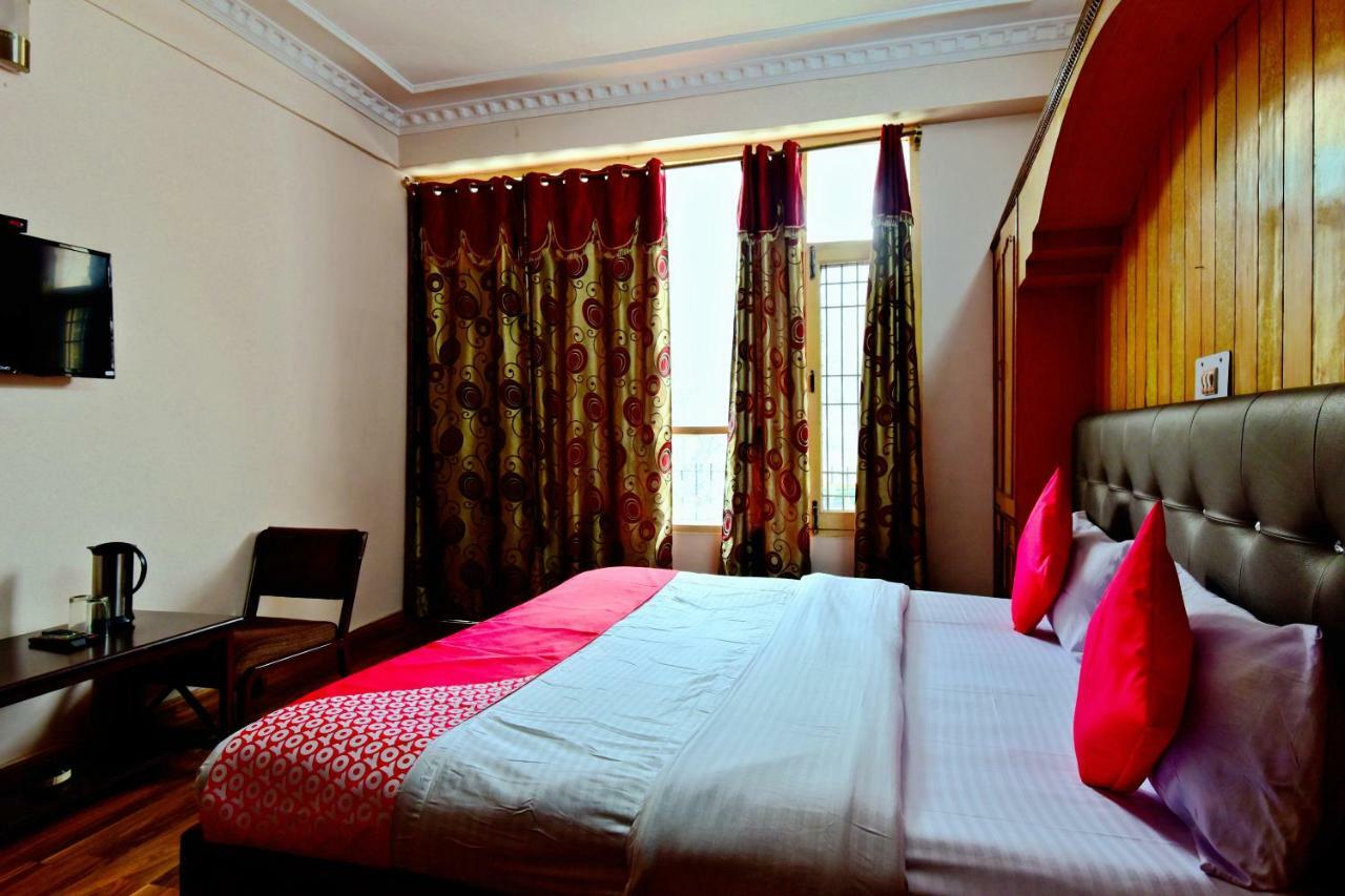 Oyo 26909 Hotel Paras Манді Екстер'єр фото